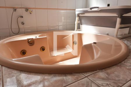 Casa para alugar com 400m², 4 quartos e 6 vagasSuíte