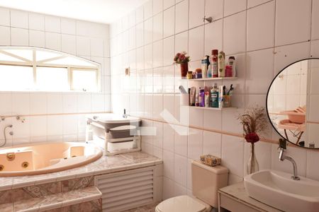 Casa para alugar com 400m², 4 quartos e 6 vagasSuíte