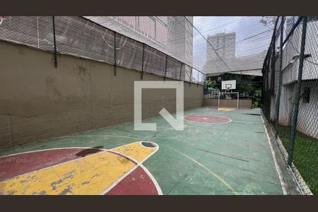 Apartamento para alugar com 180m², 3 quartos e 2 vagas Apartamento para alugar com 180m², 3 quartos e 2 vagasQuadra