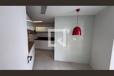 Apartamento para alugar com 180m², 3 quartos e 2 vagas Apartamento para alugar com 180m², 3 quartos e 2 vagasCozinha