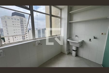 Apartamento para alugar com 180m², 3 quartos e 2 vagas Apartamento para alugar com 180m², 3 quartos e 2 vagasÁrea de Serviço