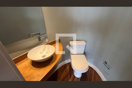 Apartamento para alugar com 180m², 3 quartos e 2 vagas Apartamento para alugar com 180m², 3 quartos e 2 vagasLavabo