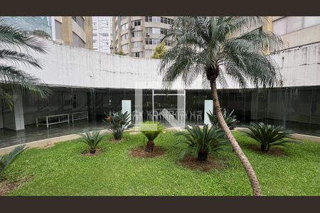 Apartamento para alugar com 180m², 3 quartos e 2 vagas Apartamento para alugar com 180m², 3 quartos e 2 vagasárea comum - Salão de Festas