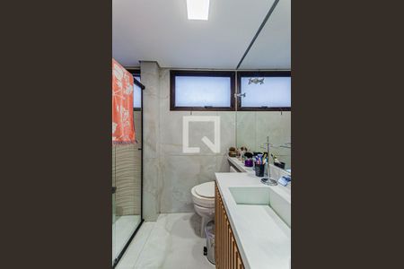 Apartamento à venda com 120m², 3 quartos e 2 vagas Apartamento à venda com 120m², 3 quartos e 2 vagasBanheiro