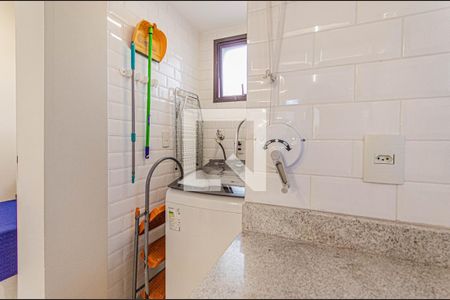 Apartamento à venda com 120m², 3 quartos e 2 vagas Apartamento à venda com 120m², 3 quartos e 2 vagasÁrea de Serviço