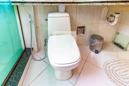 Apartamento à venda com 88m², 2 quartos e 2 vagas Apartamento à venda com 88m², 2 quartos e 2 vagasBanheiro