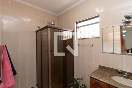 Casa à venda com 259m², 3 quartos e 2 vagasBanheiro Social