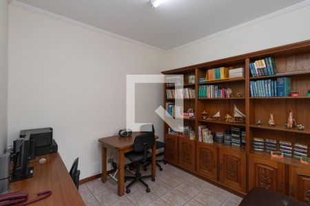 Casa à venda com 259m², 3 quartos e 2 vagasEscritorio