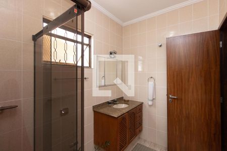 Casa à venda com 259m², 3 quartos e 2 vagasBanheiro Social