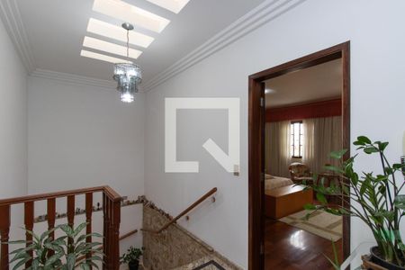 Casa à venda com 259m², 3 quartos e 2 vagasHall Escada