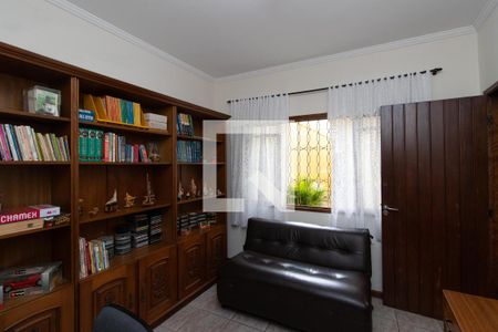 Casa à venda com 259m², 3 quartos e 2 vagasEscritorio