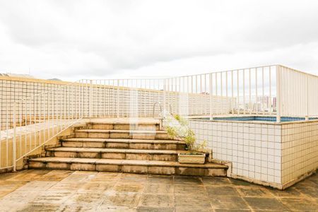 Apartamento para alugar com 120m², 3 quartos e 1 vagaÁrea comum - Piscina