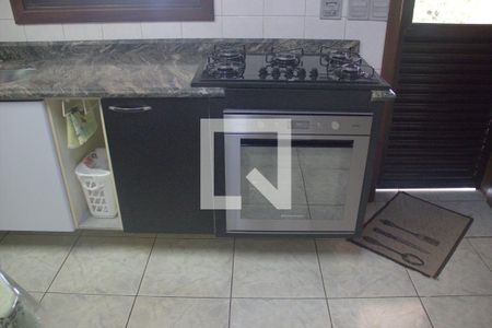 Casa para alugar com 350m², 4 quartos e 5 vagasCozinha