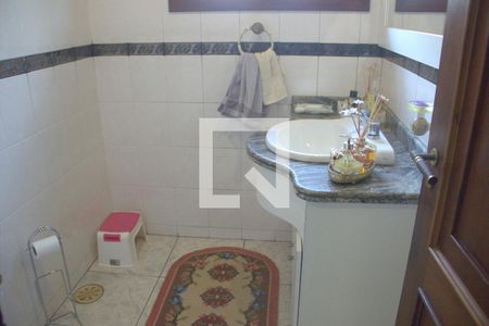 Casa para alugar com 350m², 4 quartos e 5 vagasLavabo