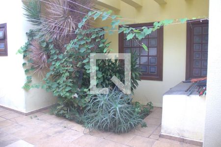 Casa para alugar com 350m², 4 quartos e 5 vagasArea externa