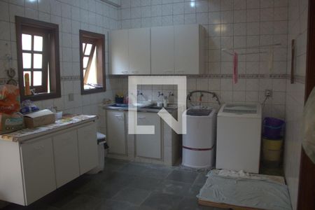 Casa para alugar com 350m², 4 quartos e 5 vagasArea de serviço