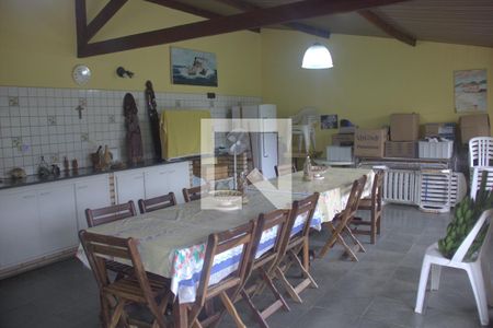 Casa para alugar com 350m², 4 quartos e 5 vagasChurrasqueira