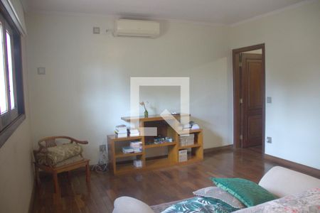 Casa para alugar com 350m², 4 quartos e 5 vagasSuíte 2