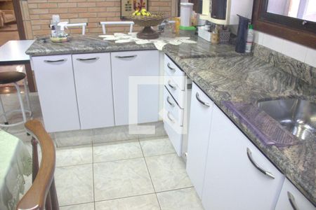 Casa para alugar com 350m², 4 quartos e 5 vagasCozinha