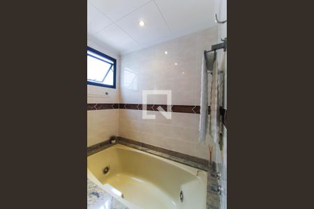 Banheiro da Suíte 1 de apartamento à venda com 3 quartos, 129m² em Vila Regente Feijó, São Paulo