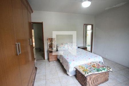 Casa à venda com 400m², 5 quartos e 4 vagasQuarto Suíte 2