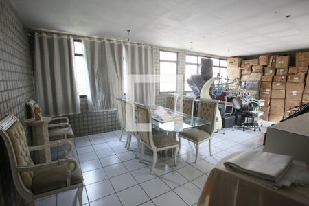 Casa à venda com 400m², 5 quartos e 4 vagasSalão Superior