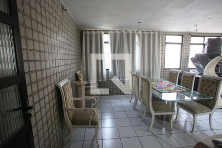 Casa à venda com 400m², 5 quartos e 4 vagasSalão Superior