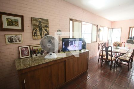 Casa à venda com 400m², 5 quartos e 4 vagasCozinha