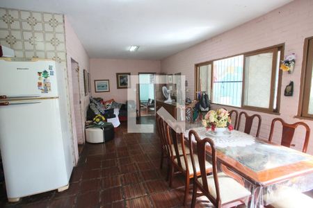 Casa à venda com 400m², 5 quartos e 4 vagasCozinha