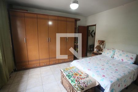 Casa à venda com 400m², 5 quartos e 4 vagasQuarto Suíte 2