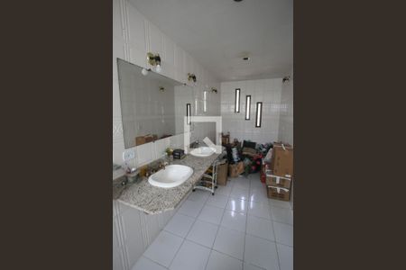 Casa à venda com 400m², 5 quartos e 4 vagasBanheiro da Suíte 2