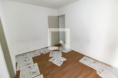 Suíte de casa para alugar com 3 quartos, 250m² em Jardim Oliveiras, Taboão da Serra