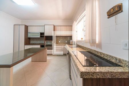 Casa para alugar com 150m², 3 quartos e 5 vagasCozinha