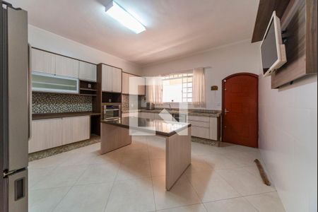 Casa para alugar com 150m², 3 quartos e 5 vagasCozinha