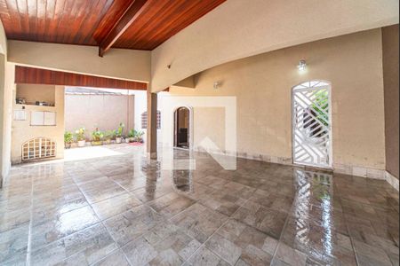 Casa para alugar com 150m², 3 quartos e 5 vagasGaragem e Quintal