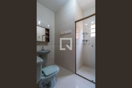 Casa para alugar com 120m², 3 quartos e 2 vagasBanheiro da Suíte