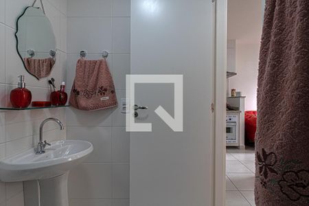 banheiro social_3 de apartamento à venda com 2 quartos, 34m² em Parque Fongaro, São Paulo