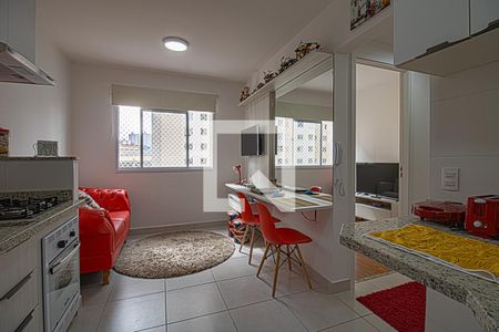sala/cozinha e área de serviço compartilhadas_1 de apartamento à venda com 2 quartos, 34m² em Parque Fongaro, São Paulo