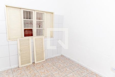 Quarto de casa para alugar com 1 quarto, 60m² em Jardim Rosa de Franca, Guarulhos