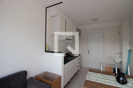 Apartamento para alugar com 32m², 2 quartos e sem vaga Apartamento para alugar com 32m², 2 quartos e sem vagaSala/Cozinha