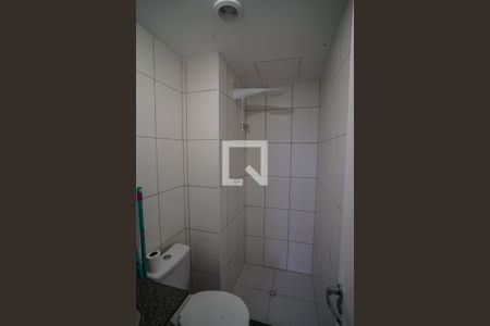 Banheiro  de apartamento à venda com 1 quarto, 31m² em Vila Sônia, São Paulo