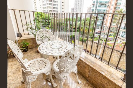 Varanda de apartamento para alugar com 4 quartos, 270m² em Vila Regente Feijó, São Paulo