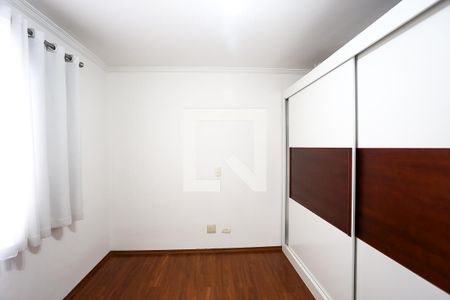 quarto 1 de apartamento para alugar com 3 quartos, 116m² em Chácara Agrindus, Taboão da Serra