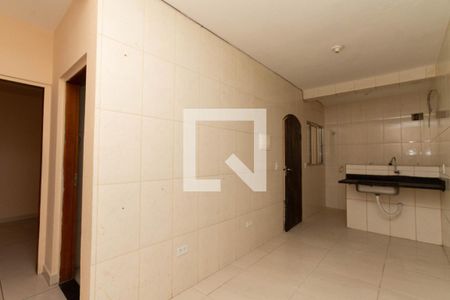 Sala/Cozinha de casa para alugar com 1 quarto, 35m² em Jardim Sueli, Guarulhos