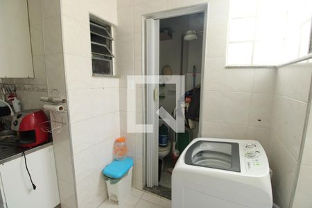 Apartamento para alugar com 59m², 2 quartos e sem vagaBanheiro de serviço