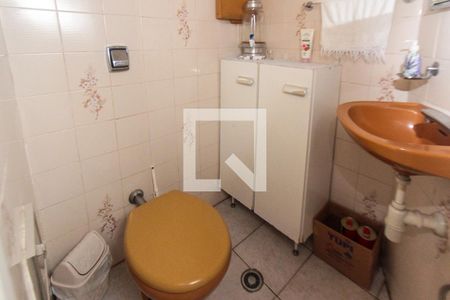 Casa à venda com 146m², 2 quartos e 2 vagasBanheiro de serviço