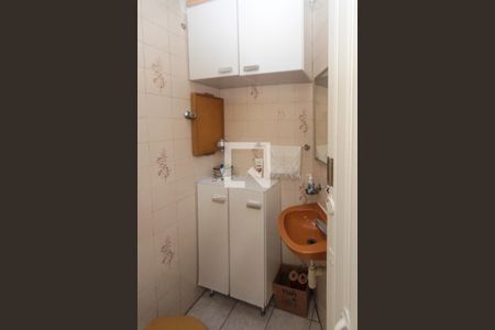 Casa à venda com 146m², 2 quartos e 2 vagasBanheiro de serviço