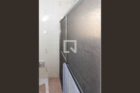 Casa à venda com 146m², 2 quartos e 2 vagasBanheiro