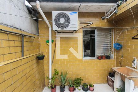 Casa à venda com 146m², 2 quartos e 2 vagasVaranda