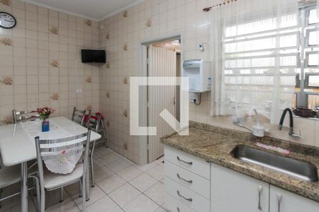Casa à venda com 146m², 2 quartos e 2 vagasCozinha